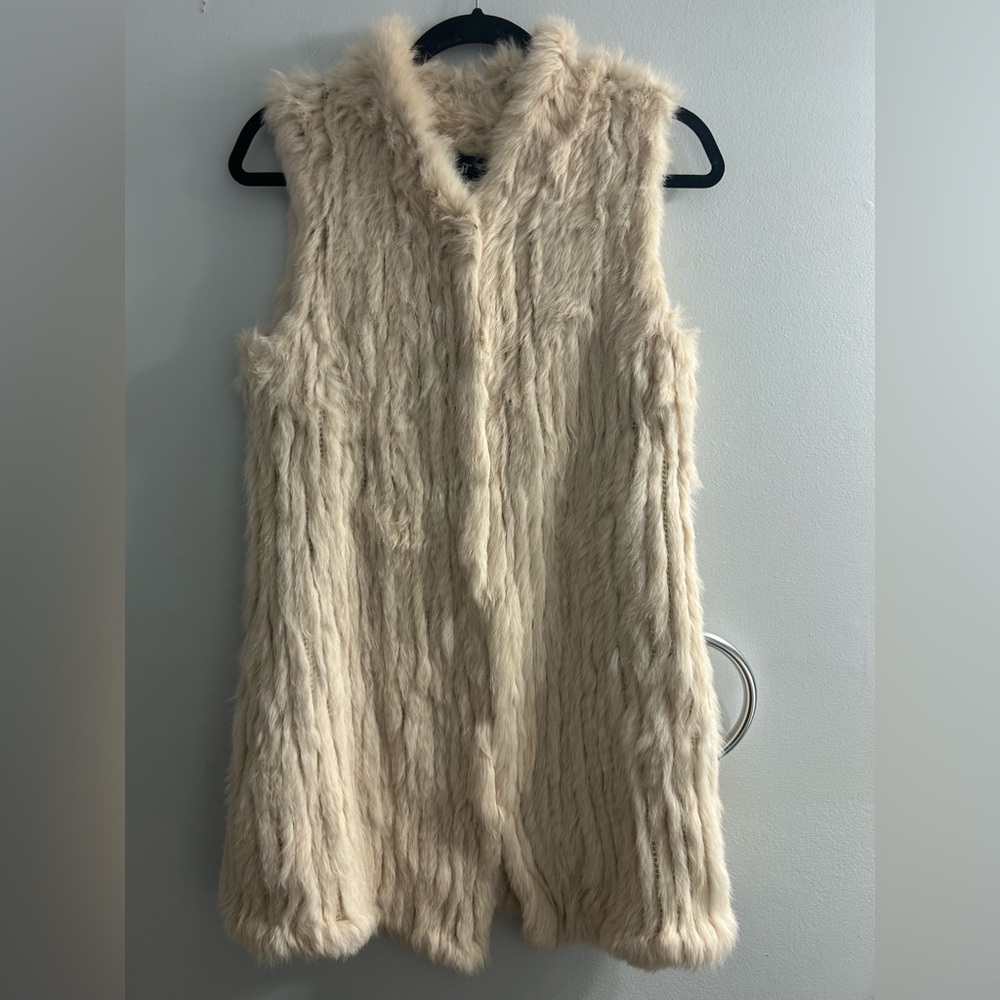 Love Token Genuine Rabbit Fur Vest at Hautelook - Womens Vests - Picture 4 of 9